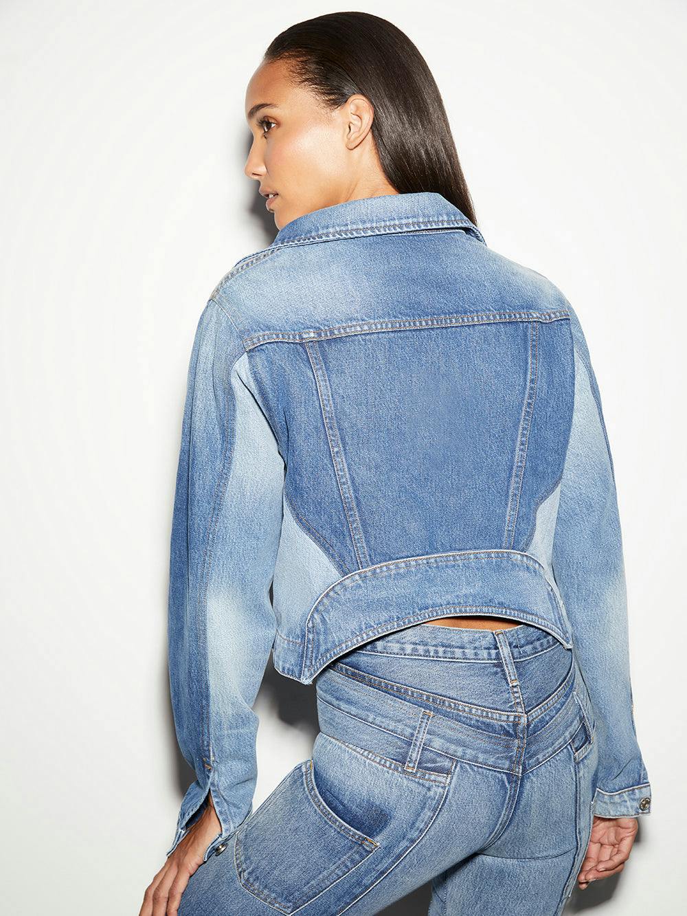 jacket back view alt:fit2